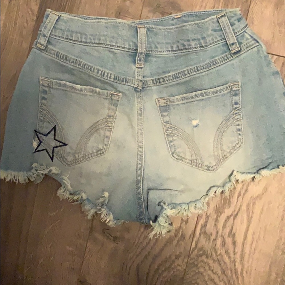 Hollister denim shorts - Picture 3 of 3